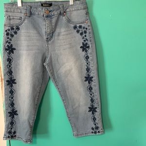 D. Jeans capris